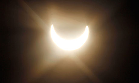 The-partial-solar-eclipse-007.jpg