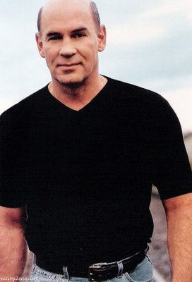 Mitch Pileggi.jpg